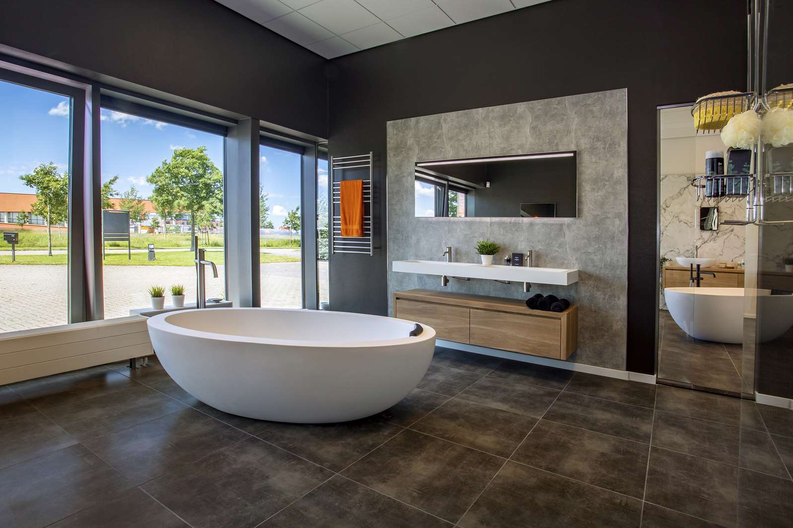 In- en exterieur zaak 12 (Kopie) Showroom design badkamers