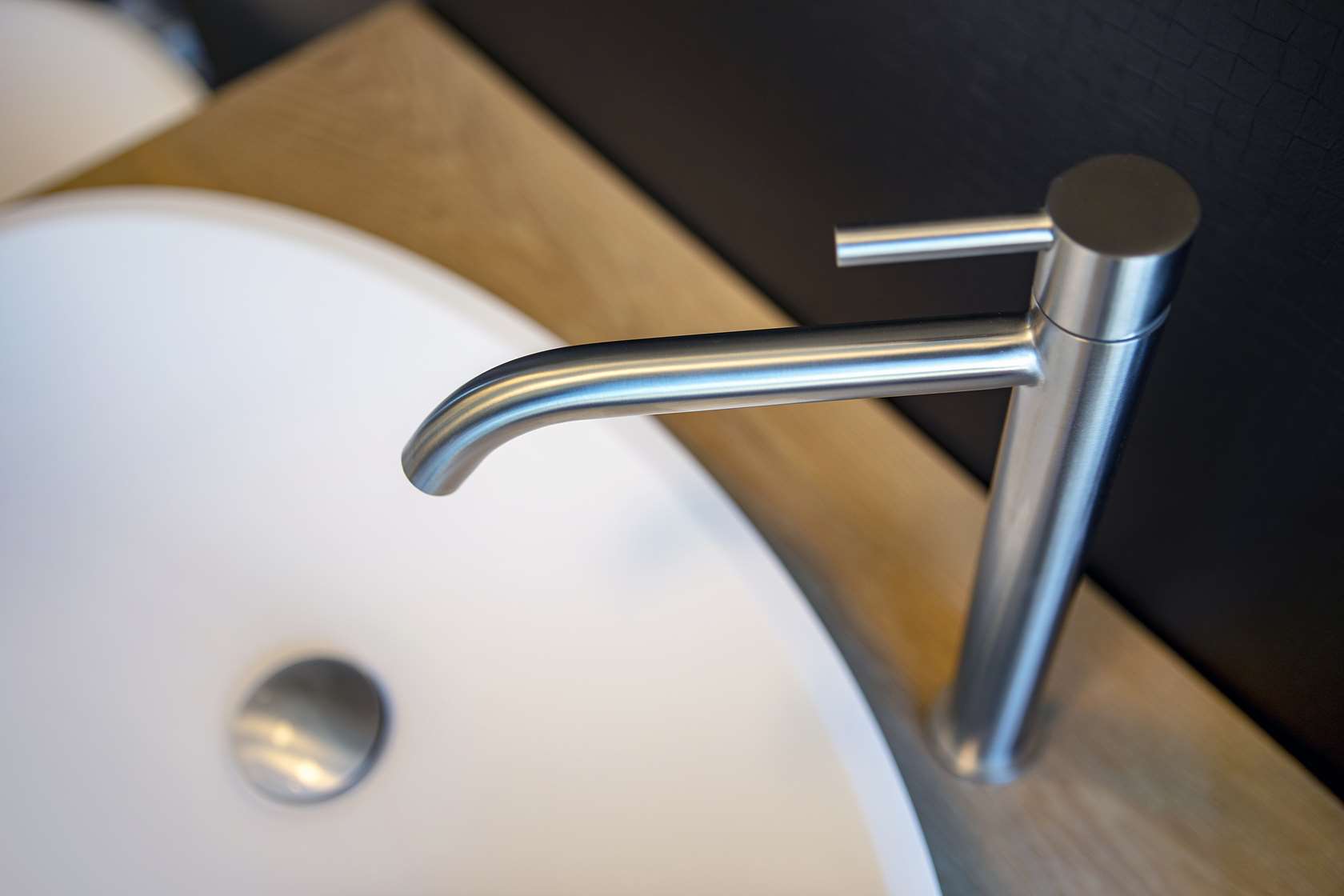 In- en exterieur zaak 23 (Kopie) design kranen rvs badkamer